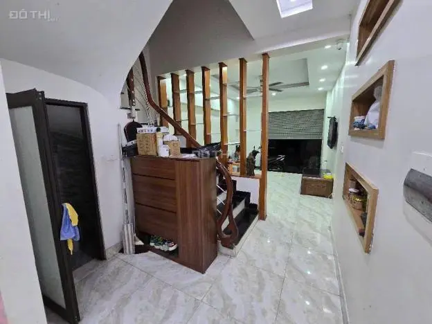 6061599 ảnh đại diện 1