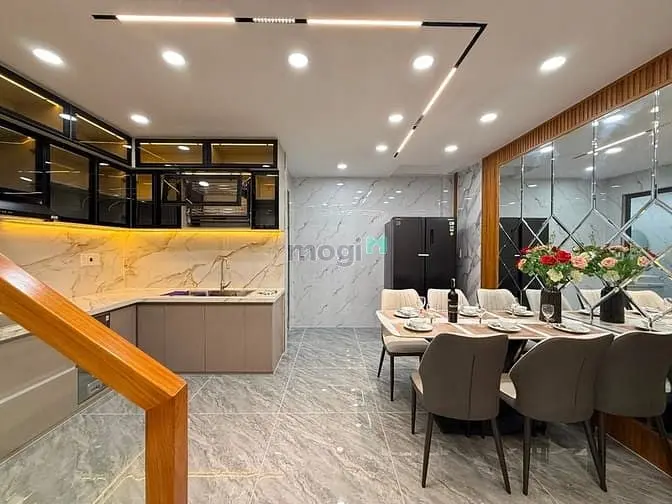 Nhà Ngay Bên Bv Q12, Dt:5X12M, Lửng, 3Lầu, 4Pn, Gara Ô Tô, Sân Thượng