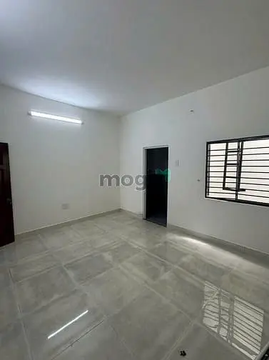 Nhà 1 Trệt 1 Lầu, Dt Đất 61M2, 2Pn, Đường 3 Nguyễn Duy Trinh, L.trường