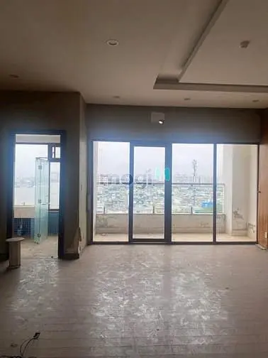 Cho Thuê Văn Phòng Dtsd 1000M2 Mt Võ Văn Kiệt - Bình Tân