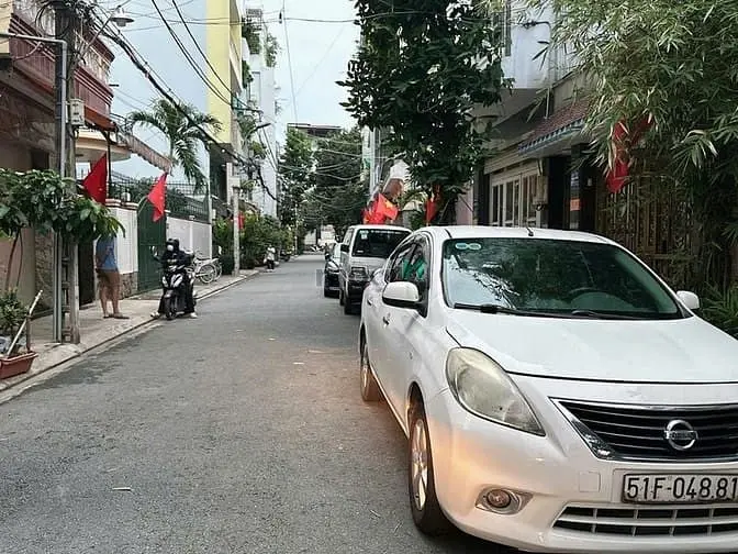 Bán Nhà 4L Btct Hẻm 8M Cộng Hòa Sát Ga T3 Ngang 5M 100M2 Có Gara 23 Tỷ