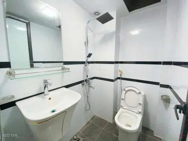 Bán Gấp Nhà Hà Đông- Văn Phú🔥 Phân Lô, Thang Máy🚗Ô Tô🏠33M²X 5 Tầng📞0924.73.6668
