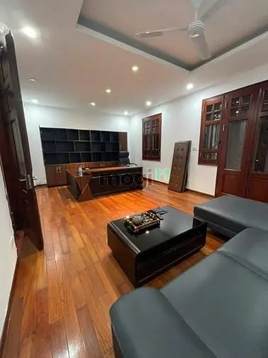 Cho Thuê Biệt Thự Trần Kim Xuyến 150M X4T