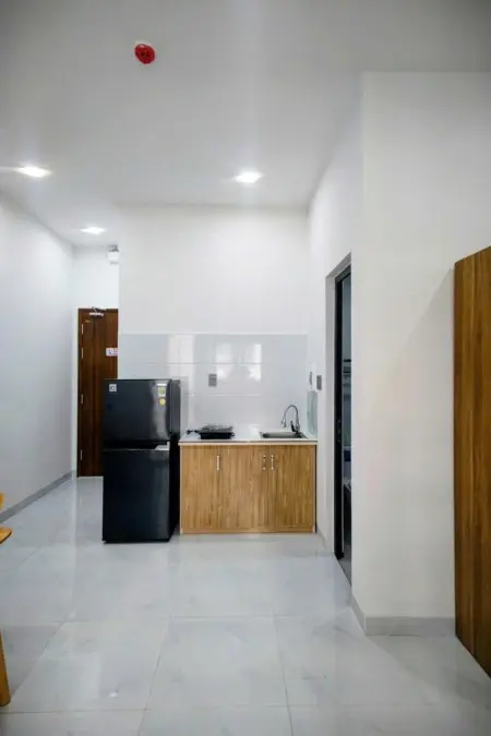 Phòng Trọ Tại 8X Nguyễn Lộ Trạch, 4,5 Triệu, 20M2, View Đẹp