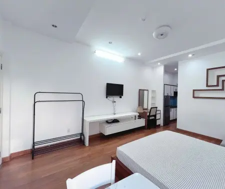 Cho Thuê Phòng Full Nội Thất, Không Gian Tràn Ngập Ánh Sáng Gần Điện Biên Phủ Giáp Q1 Phú Nhuận