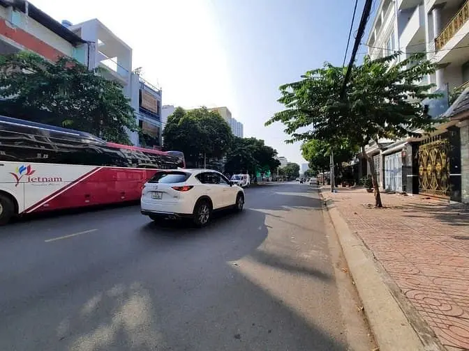🔥🔥💯Bán Nhà Mtkd Đường Số 23- 4,5X20M 5 Tầng Đoạn Sung Gần Đường 26