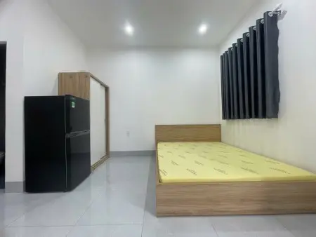 Phòng Gần Umt, Cát Lái Ngay Bus154, Cửa Sổ Full Nt 3Tr8, Ban Công 30M2 Full Nt
