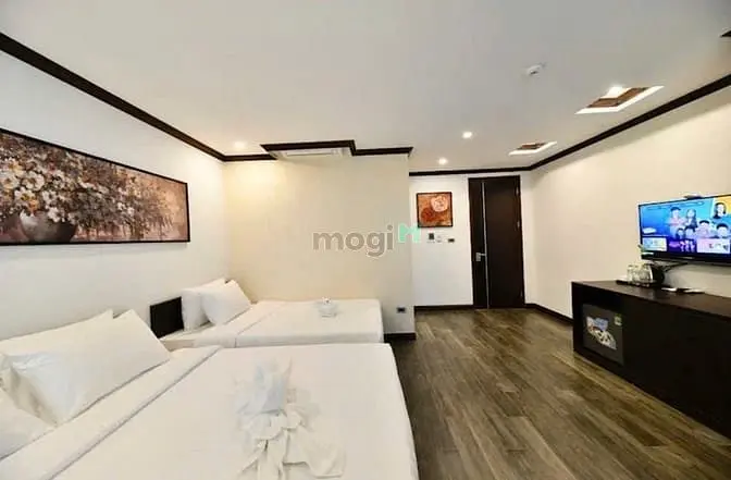 Bán Khách Sạn Phố Cổ Mã Mây, 80M2×5T, 14 Phòng, Dt 3 Tỷ/Năm, 75 Tỷ