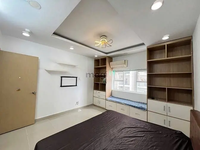 Bán Căn Hộ Oriental Plaza, 3Pn/2Wc, Để Lại Nt, Giá 5.5 Tỷ Tl