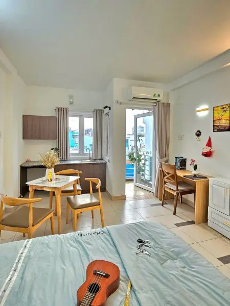 Phòng Studio Full Nội Thất - Ban Công - Máy Giặt Riêng Gần Chợ Bà Chiểu Giáp Cầu Bông Quận 1