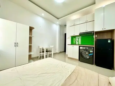 Cho Thuê Phòng Full Nội Thất Cửa Sổ Lớn Máy Giặt Riêng Ở Bình Thạnh Gần Q1,Q3, Đh Hiu,Uef,Uth,...