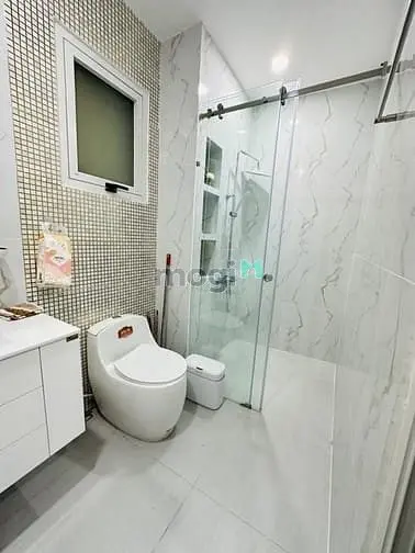 Bán Nhà Hxh Lãnh Binh Thăng Q.11 - 5,5M X 12M - Giá 10,8 Tỉ