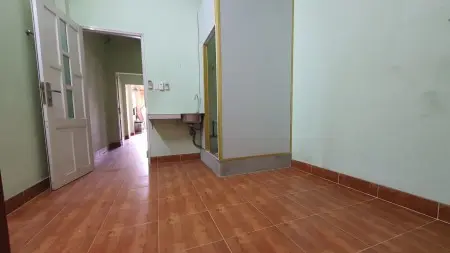 Phòng Giá Rẻ Ngay Đỗ Xuân Hợp - Gấp Gấp