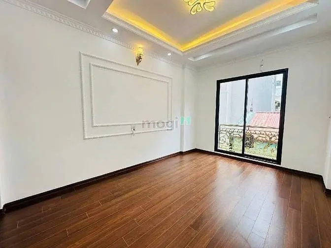 6061947 ảnh đại diện 1