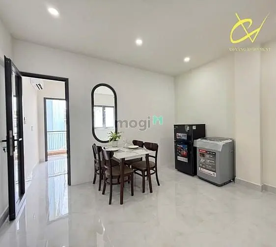 Căn Hộ Dịch Vụ, Nội Thất Đầy Đủ Mới 100%, Có Bãi Oto Gần Nhà