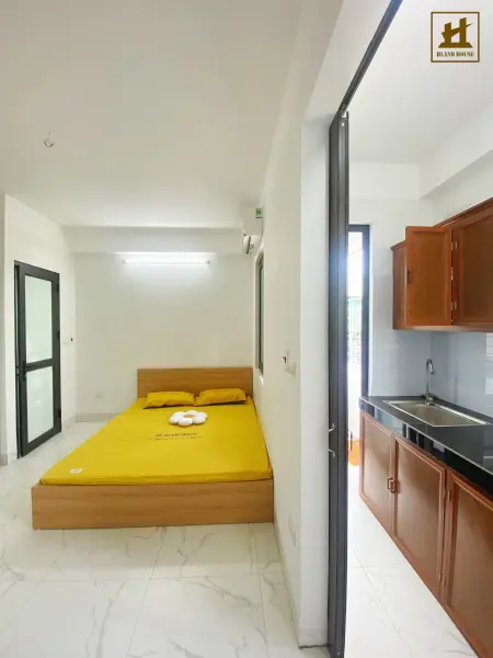 Cầu Tó - Studio Full Nội Thất - Có Ban Công Thoáng - Gần Kđt Linh Đàm