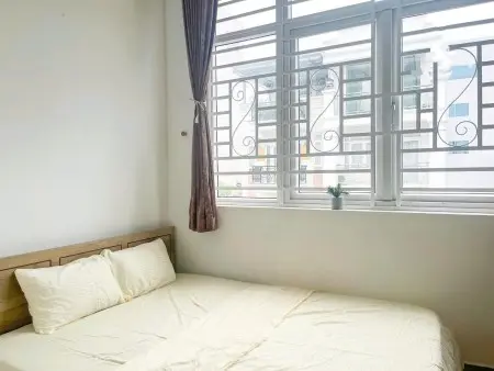 Studio - Cửa Sổ Trời Siêu Thoáng – Ngay Lotte Cộng Hòa