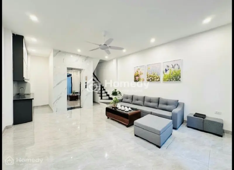 Nhà Đẹp Dân Xây: Đại La 40M 👉4 Ngủ, Full Nội Thất,Thang Máy, Gần Phố