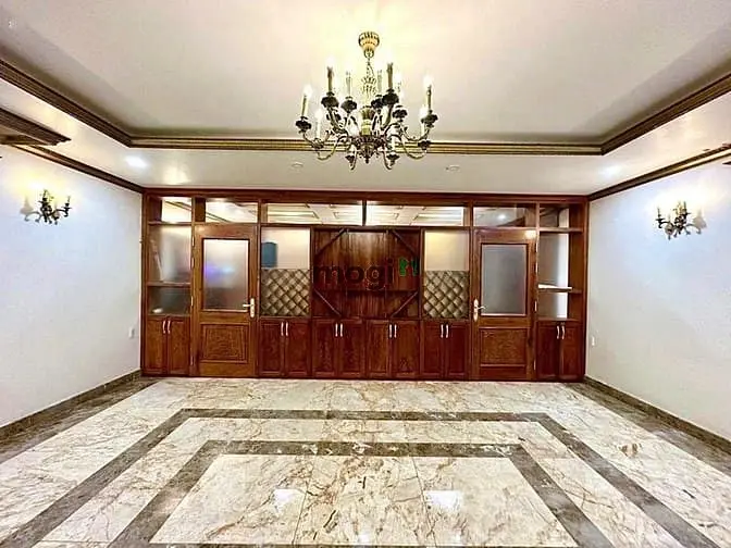 Cho Thuê Biệt Thự Châu Âu - Khu Hoa Lan, P2, Phú Nhuận - Dtsd 600M2