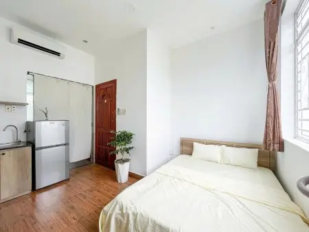 Studio - Cửa Sổ Trời Siêu Thoáng – Ngay Lotte Cộng Hòa