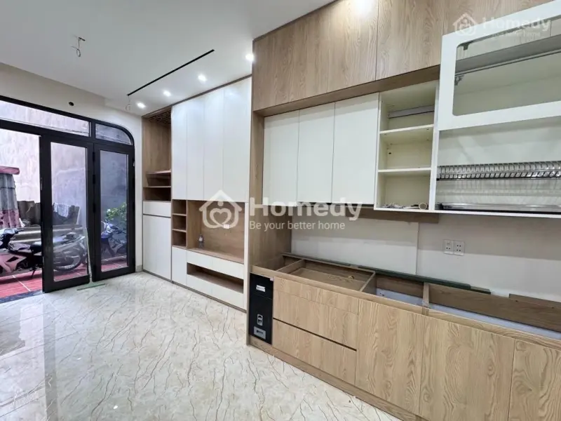 6062302 ảnh đại diện 1