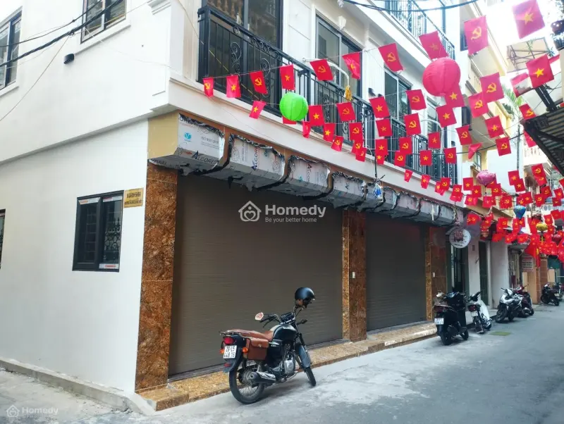 Nhà Đại Gia, Giá Bình Dân, 50M2, Ô Tô Đậu Trong Nhà