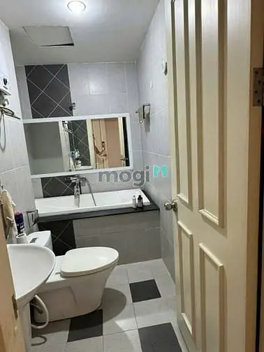 C/C Phú Thạnh, Nguyễn Sơn, Tp: 3P Ngủ, 110M2, Có Full Nội Thất, 10Tr5