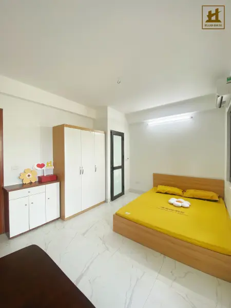 Cầu Tó - Studio Full Nội Thất - Có Ban Công Thoáng - Gần Kđt Linh Đàm