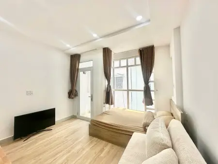 Cho Thuê Căn Hộ Tách Bếp 45M2 Có Máy Giặt Riêng, Ban Công, Gần Horizon Tower, Chợ Tân Định