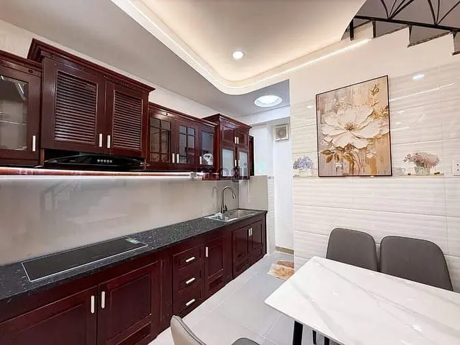 Chỉ 1 Tỷ 550- Bán Nhà Phú Nhuận - Ngang Khủng 7M - 3 Tầng Btct Đ.nvt