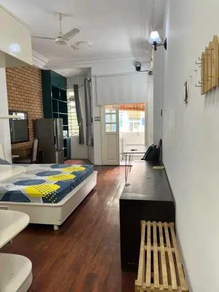 Cho Thuê Phòng Đầy Đủ Nội Thất Có Ban Công, Cửa Sổ Trời, Gần Công Trường Mê Linh, Bason, Limtower