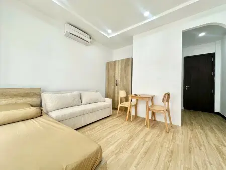 Cho Thuê Căn Hộ Tách Bếp 45M2 Có Máy Giặt Riêng, Ban Công, Gần Horizon Tower, Chợ Tân Định