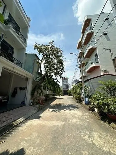 Bán Nhà Đẹp 3 Tầng Full Nội Thất Hxh – Long Bình, Q9 Giá Nhỉnh 5 Tỷ