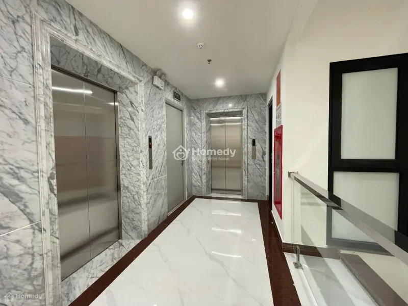 Hot! Vị Trí Siêu Đẹp - Cho Thuê Tòa Nhà Văn Phòng Tt Cầu Giấy. Dt 300M2, Mt 22M, Xd 6 Tầng +1 Hầm