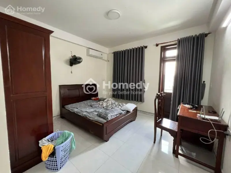 Nhà Mới Đẹp Ở Ngay Căn Góc Sát Vạn Phúc City 4 Tầng 5,3X20 Chỉ 11 Tỷ.