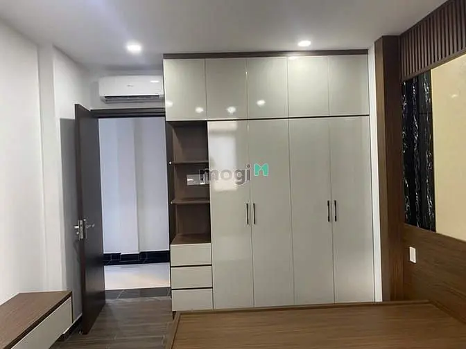 Nhà Mới Siêu To Ngang 8.50 - 4 Tầng - Siêu Rẻ - 7 Tỷ 6