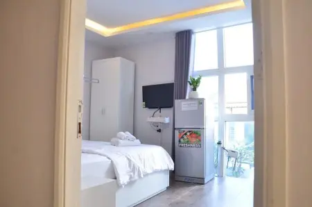 Cho Thuê Phòng Trọ Cực Thoáng, Nhiều Ánh Sáng, Full Nội Thất Hai Bà Trưng, Cạnh Cv Lê Văn Tám, Q1