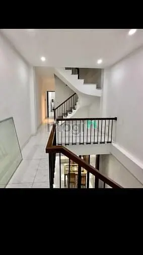Nhà Phân Lô Nguyễn Sơn- Long Biên, Ô Tô Cách 10M,Dt41M-5Tâng