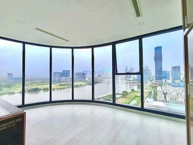 🏢 Bán Căn Hộ Cao Cấp Vhgr – Tòa A3 👉Diện Tích: 121M² 👉Thiết Kế: 3Pn