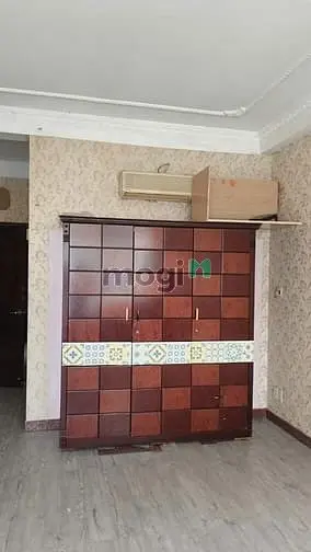 Quận 10 - Ngay Vạn Hạnh Mall - Hẻm Xe Hơi 8M - Kinh Doanh Tốt - 20 Tỷ