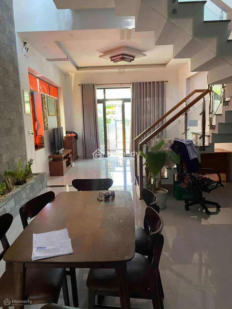 6062406 ảnh đại diện 1