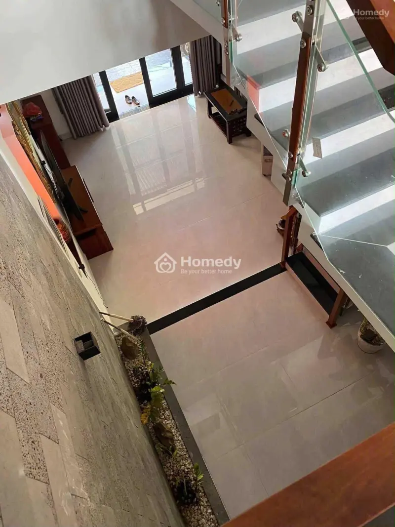 Bán Nhà Đẹp Đổ Tấm 2 Phòng Ngủ Ngay Gần Phố Cổ 1,5Km