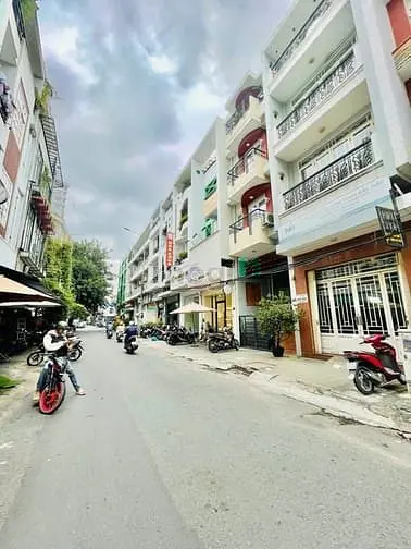 Cho Thuê Nhà Mặt Tiền Số 55B Hoa Sứ, Phường 7, Quận Phú Nhuận