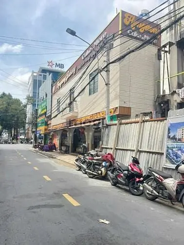 Bán Nhà Ngang Cực Rộng Mặt Tiền Đồng Khởi Gần Bến Ninh Kiều, Cần Thơ