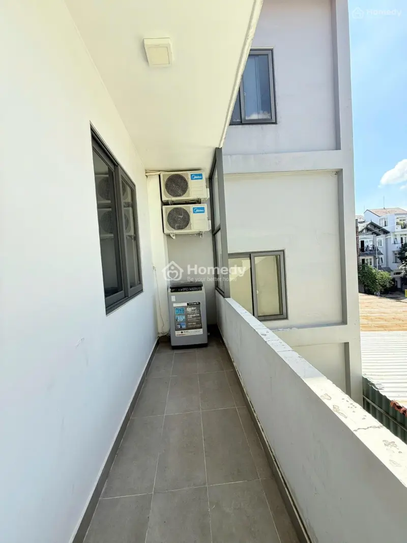 Căn Hộ Studio Có Đầy Đủ Nội Thất, An Ninh Tốt, Dọn Vào Ở Luôn