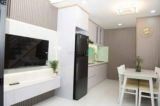 Giá Bán:986 Tr 💰💰💰 Nhà Bán Với Thiết Kế Phong Cách Hiện Đại Ấm Áp.