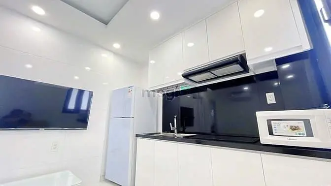 Căn Hộ 1Pn 50M2 Ban Công, Máy Giặt Riêng, Thang Máy, Gần Viettel Tower