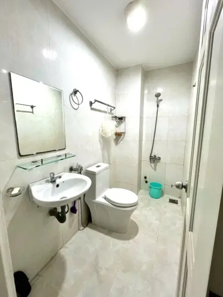 Ql13 Phòng Full Nội Thất Ban Công Máy Lạnh Đối Diện Vạn Phúc City Gần Đại Học Luật