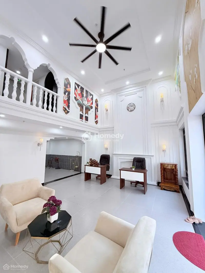 Bán Toàn 7 Tầng - Căn Hộ Khách Sạn - View Nguyễn Sinh Sắc - Cách Biển 200M