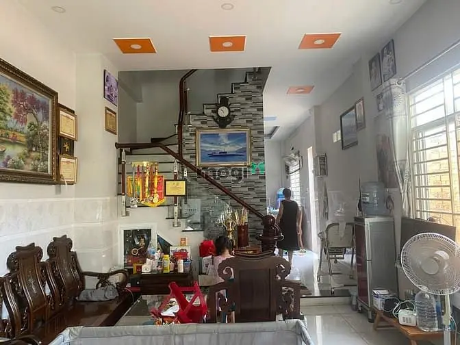 Nhà 1 Trệt 2 Lầu, Dt 99M2 Ngang 5M,Hẻm 145 Đỗ Xuân Hợp, Phước Long B
